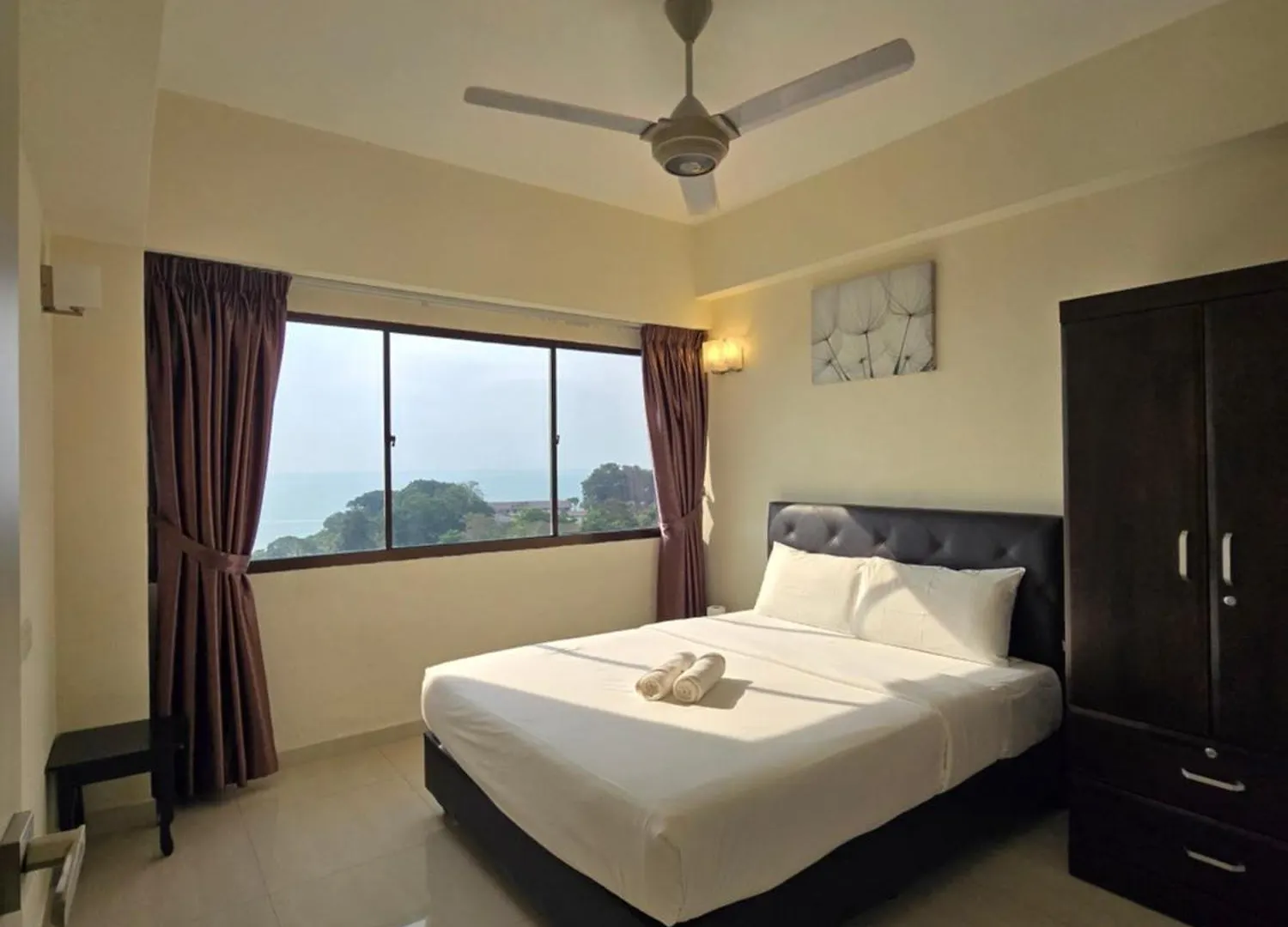 Aparthotel Sunshine Seaview Apartment Batu Feringgi