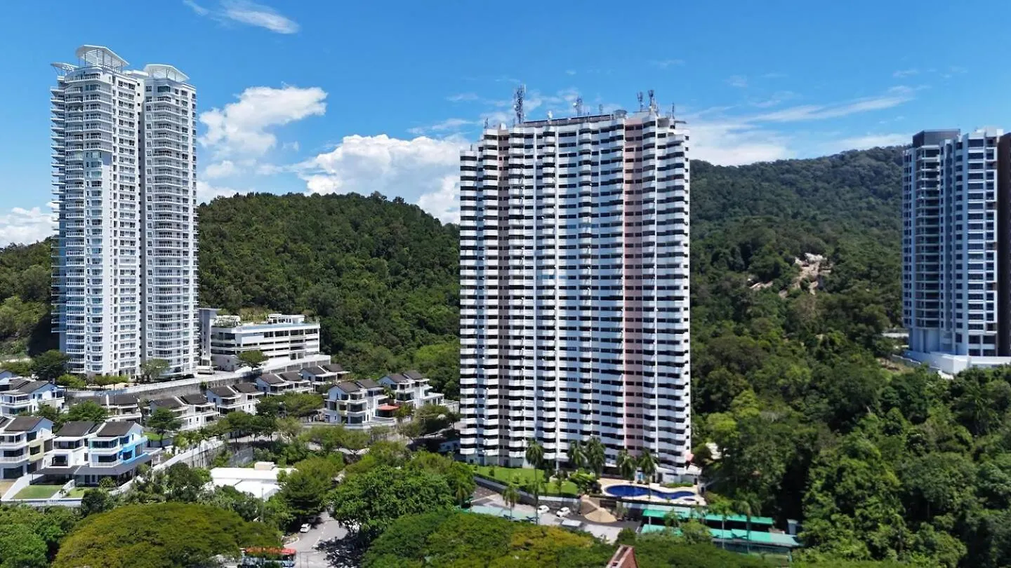 Sunshine Seaview Apartment Batu Feringgi
