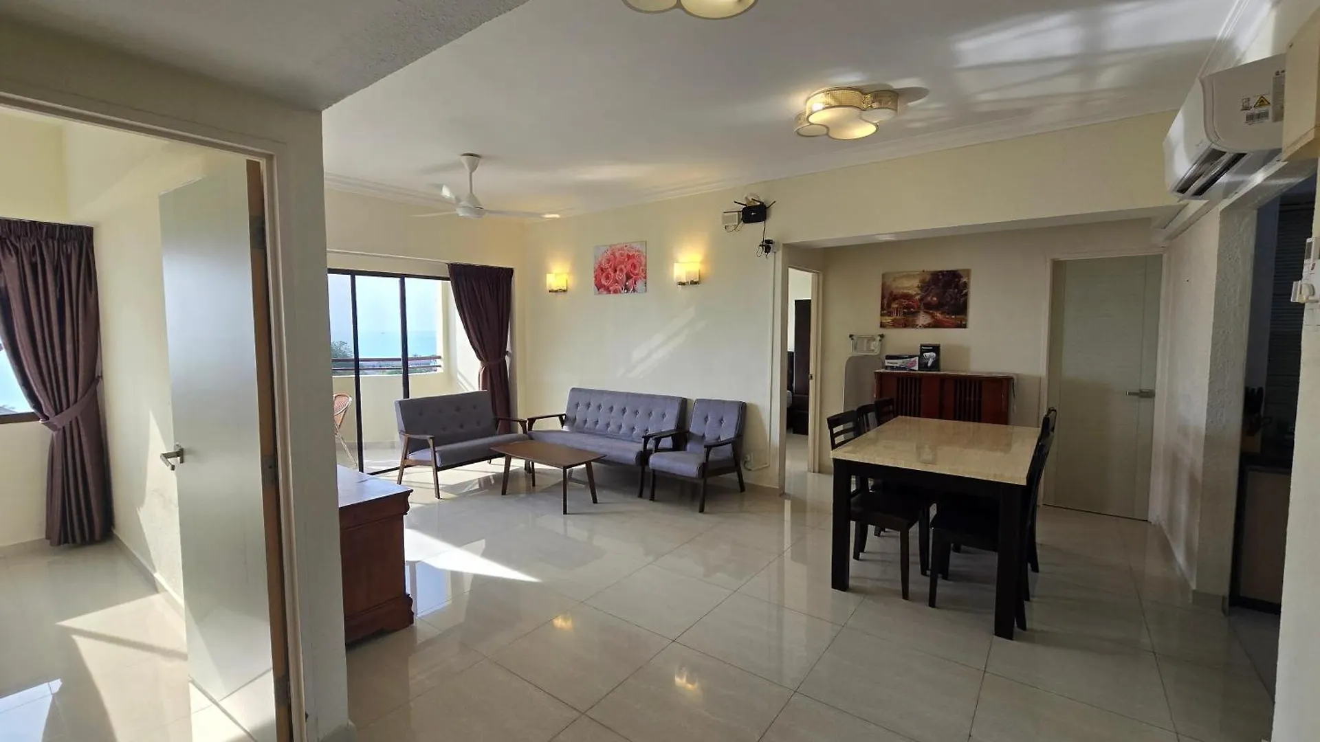 Aparthotel Sunshine Seaview Apartment Batu Feringgi